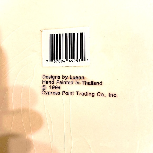 Vintage 1994 platter w/spongeware yellow/green border. 12 in. Small chip on back - Picture 11 of 12